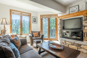 Mammoth Green #210 - Nearly Ski-in Ski-Out 2 Bedroom 2 Bath, Sleeps 6 on Golf Course